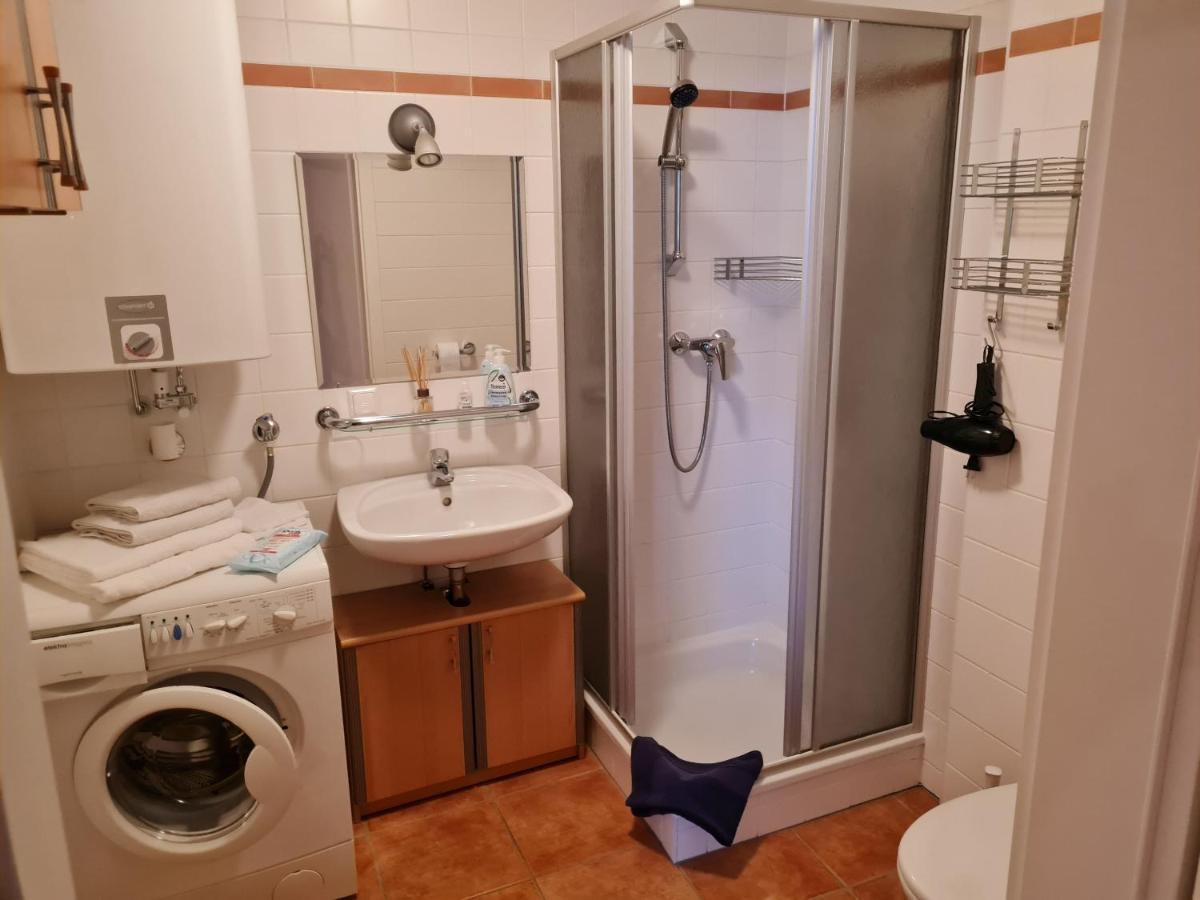Ferienwohnung Salburg,Troepolach Екстер'єр фото